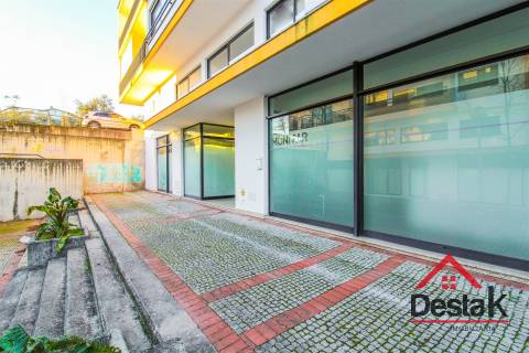 Loja comercial em Viseu