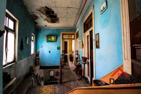 Moradia V5 para restaurar