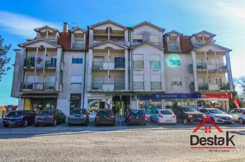 Loja comercial em Santa Comba Dão