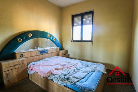 Moradia V3 para restaurar a cerca de 15 minutos da cidade de Viseu