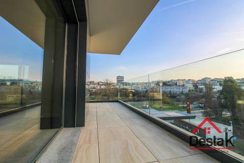 Apartamento T3 duplex novo em Viseu