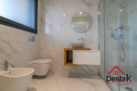 Apartamento T3 duplex novo em Viseu