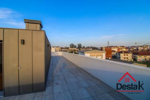 Apartamento T3 duplex novo em Viseu