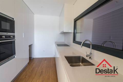 Apartamento T3 duplex novo em Viseu