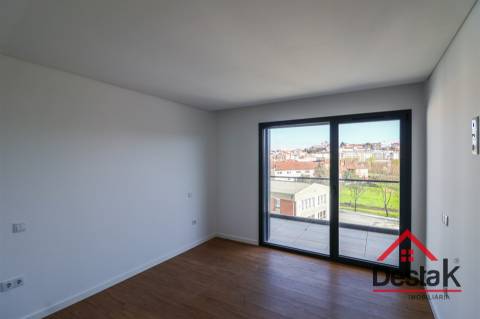 Apartamento T3 duplex novo em Viseu