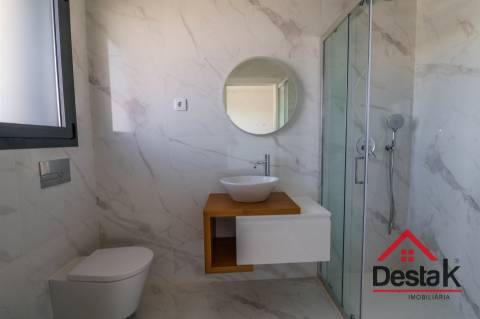 Apartamento T3 duplex novo em Viseu