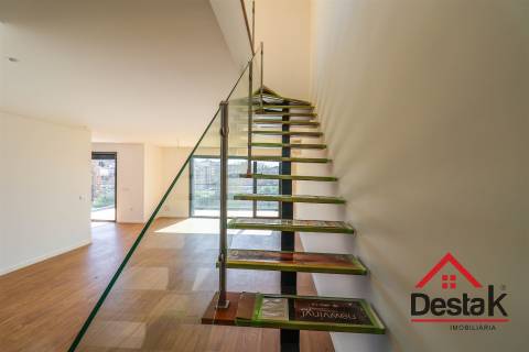 Apartamento T3 duplex novo em Viseu
