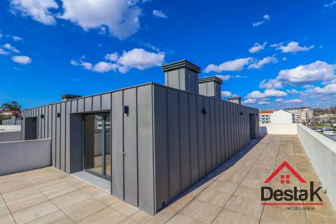 Apartamento T3 duplex novo em Viseu