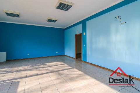 Loja comercial em Viseu