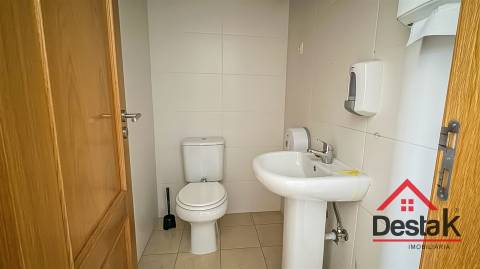 Loja para venda em Viseu