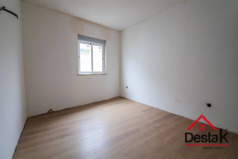 Moradia V3 à venda em Rio de Loba