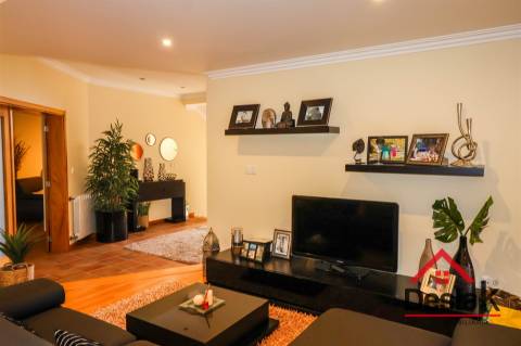 Moradia V4 de Excelência com Jardim em Viseu