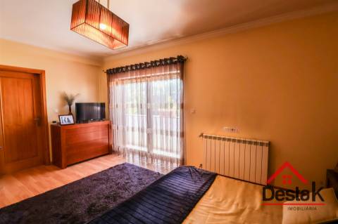 Moradia V4 de Excelência com Jardim em Viseu