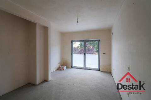 Moradia em banda V3 em construção para venda em Viseu