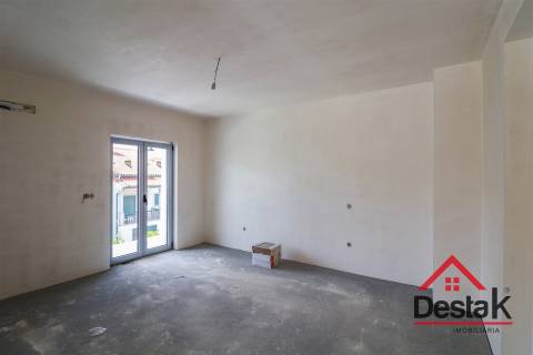 Moradia em banda V3 em construção para venda em Viseu
