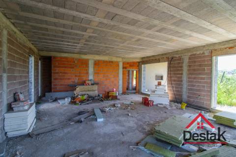 Moradia isolada V3 em Viseu