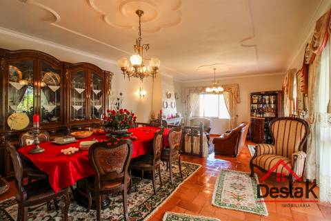 Moradia V4 independente em Viseu