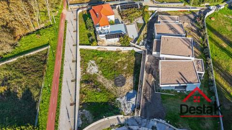 Terreno para construção a 2 Km do centro de Viseu