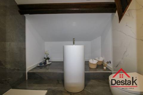 Apartamento T3+1 no Centro de Viseu