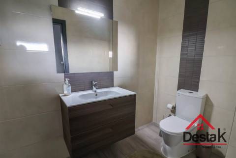 Moradia isolada V4 situada no Sátão