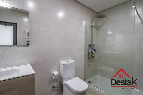 Moradia isolada V4 situada no Sátão