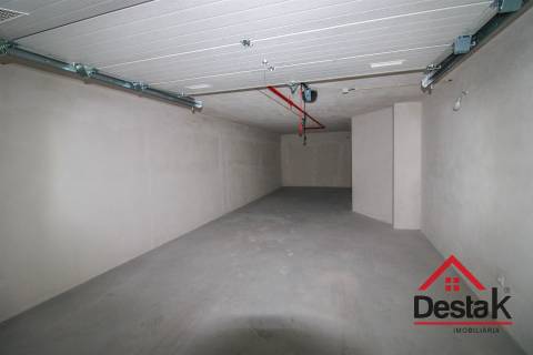 Apartamento T3+1 com terraço em Viseu