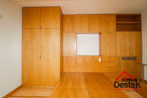 Apartamento T1 novo para arrendamento no centro de Viseu