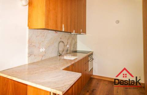 Apartamento T1 novo para arrendamento no centro de Viseu