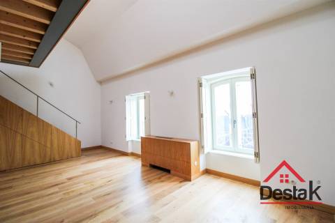 Apartamento T1 para arrendamento no centro de Viseu