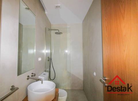 Apartamento T1 para arrendamento no centro de Viseu