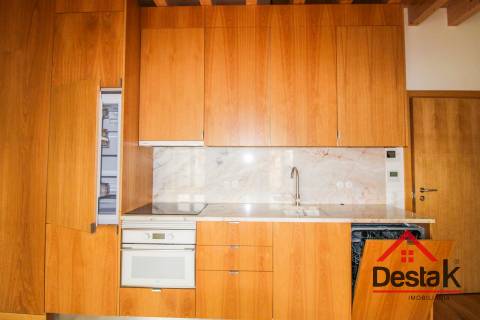 Apartamento T1 para arrendamento no centro de Viseu