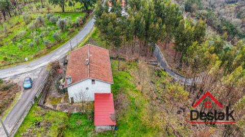 Moradia T5 em Castro Daire