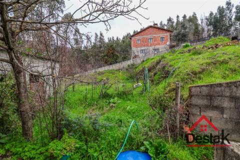 Moradia T5 em Castro Daire