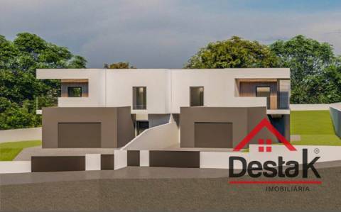 Moradia Geminada V3 Viseu