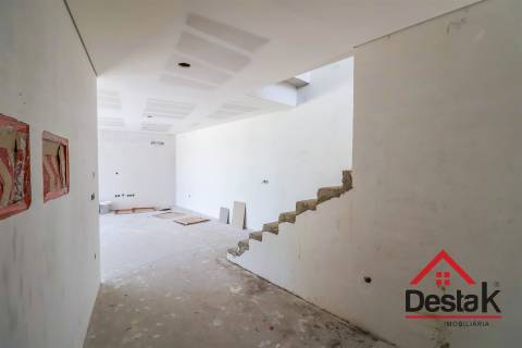 Moradia Geminada V3 Viseu