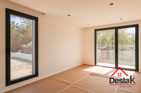 Moradia Geminada V3 Viseu