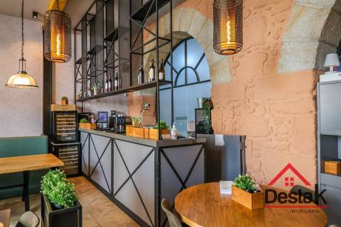 Pizzaria para trespasse localizada no Centro de Viseu