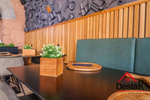 Pizzaria para trespasse localizada no Centro de Viseu