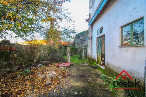 Moradia para Reconstruir em Viseu