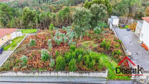 Magnífico Terreno de 1700m² para Construção de Moradia