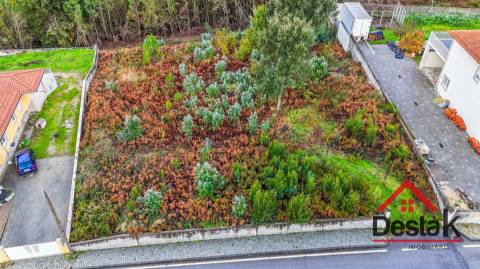 Magnífico Terreno de 1700m² para Construção de Moradia