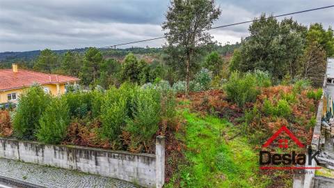 Magnífico Terreno de 1700m² para Construção de Moradia