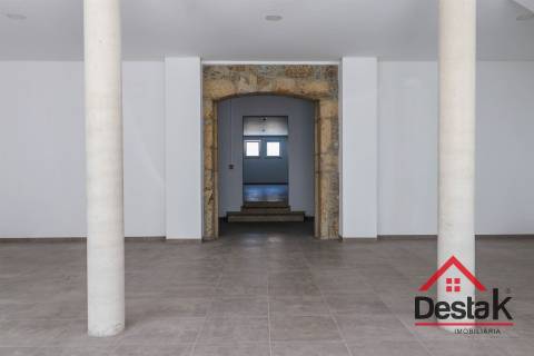 Espaço Comercial para venda no Centro de Viseu