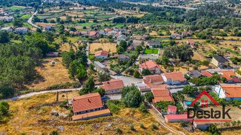 Terreno Para Construção  Venda em Tavares (Chãs, Várzea e Travanca),Mangualde