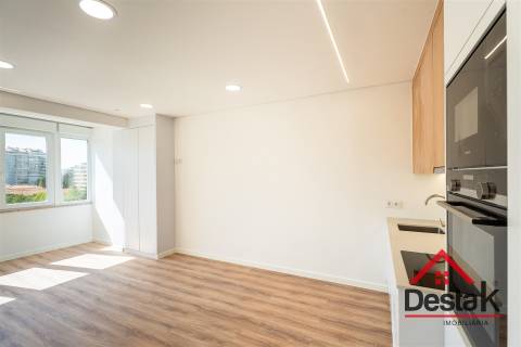 Apartamento T1 Venda em São Domingos de Benfica,Lisboa