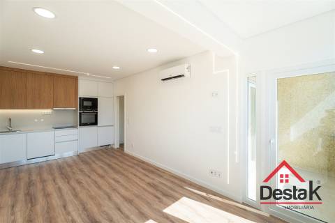 Apartamento T1 Venda em São Domingos de Benfica,Lisboa