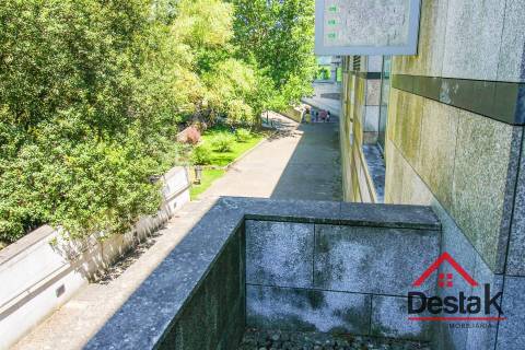 Loja para arrendar no centro comercial Fórum Viseu