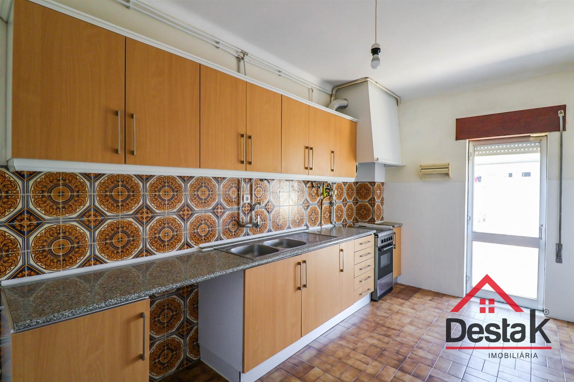 Apartamento T3 para arrendamento em Viseu