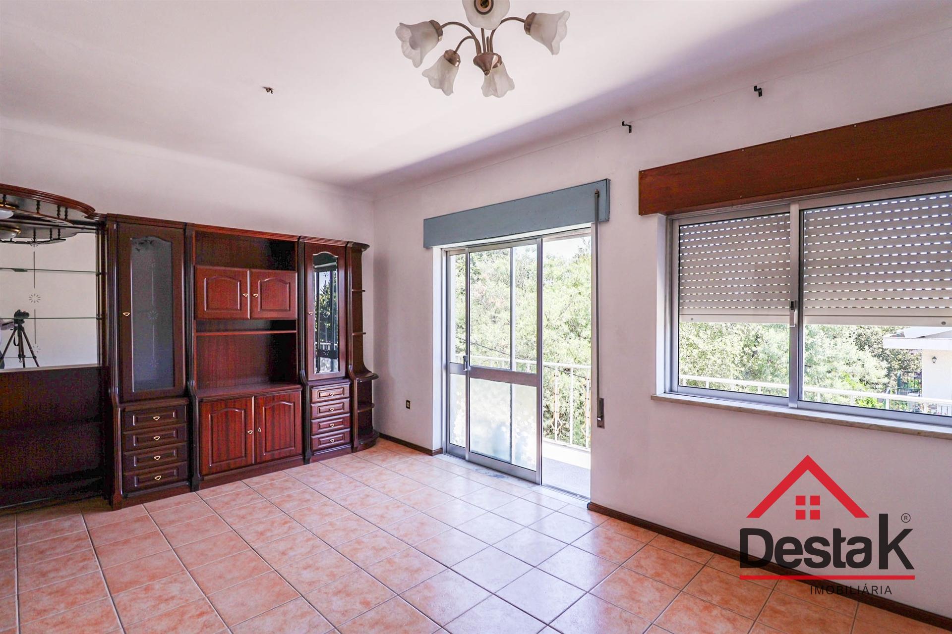 Apartamento T3 para arrendamento em Viseu