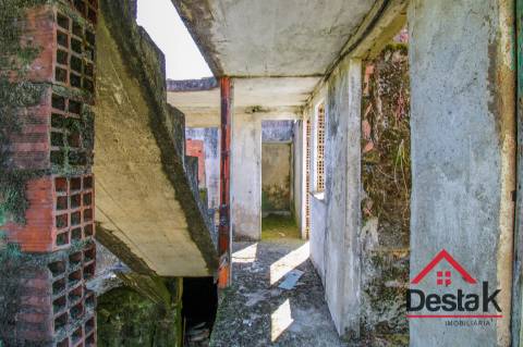 Moradia Devoluta a 10 minutos de Viseu